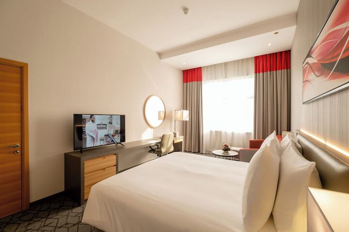 Room 13 of 46