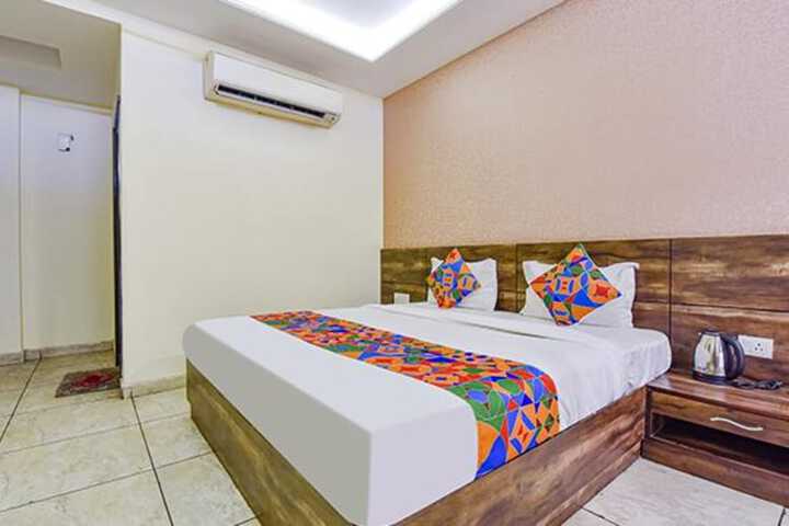 FABHOTEL PADMAWATI PALACE