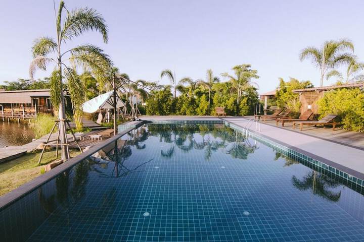 Pool 45 of 93