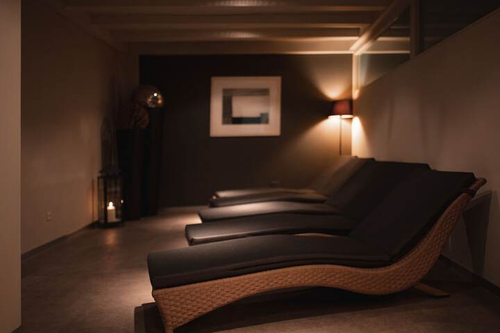 Spa 33 of 58