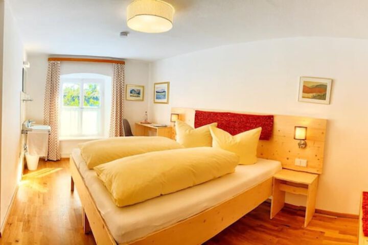 Room 21 of 58