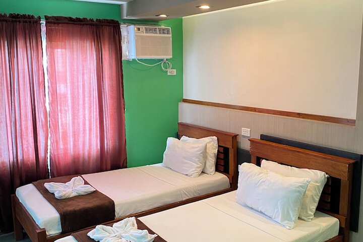 Room 25 of 51