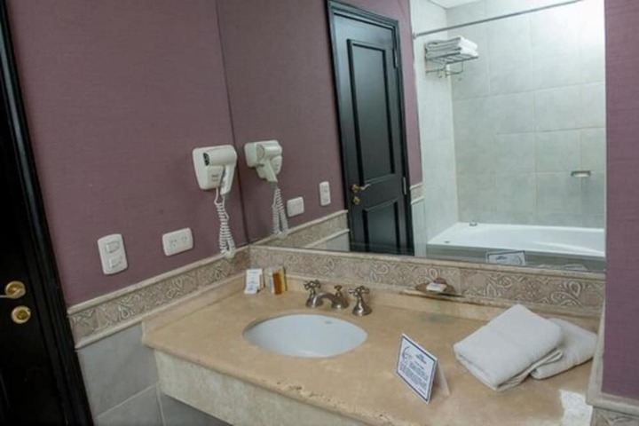 Clean Restrooms