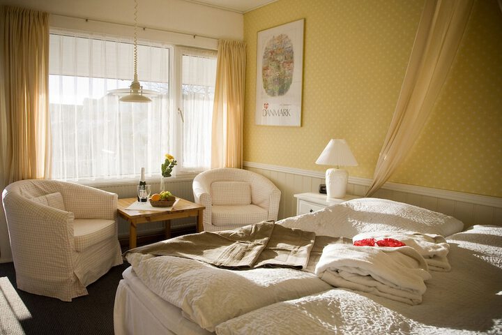 Room 34 of 73