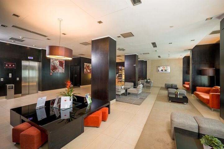 Guest Lobby