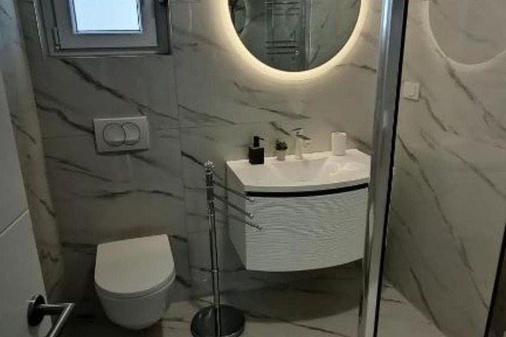 Room 20 of 29