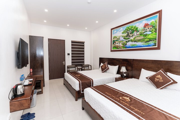 Room 10 of 27