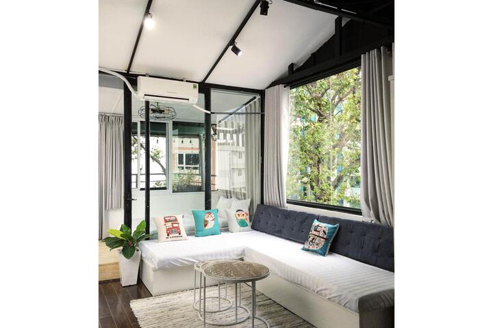 Room 3 of 6