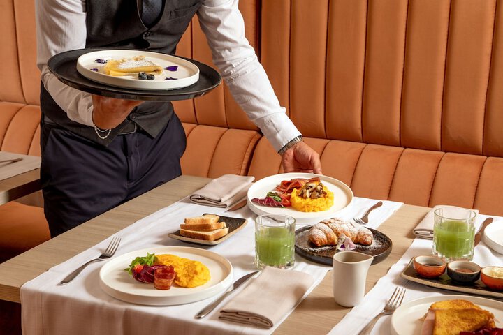 Breakfast meal