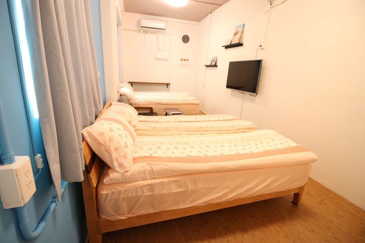 Room 25 of 54