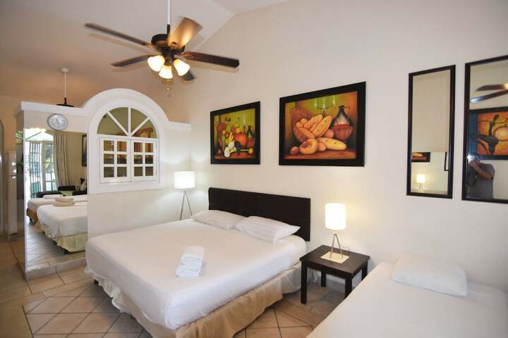 Room 6 of 49