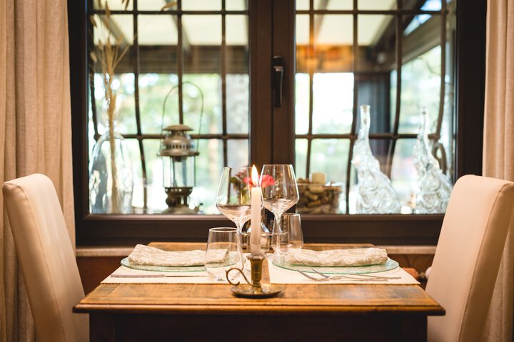 Dining 88 of 109