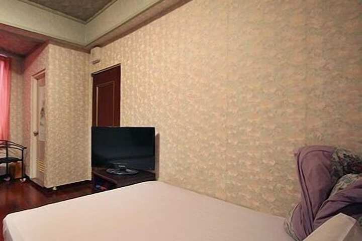 Room 5 of 51