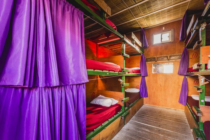 Room 9 of 15