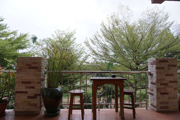 Terrace/Patio 35 of 40