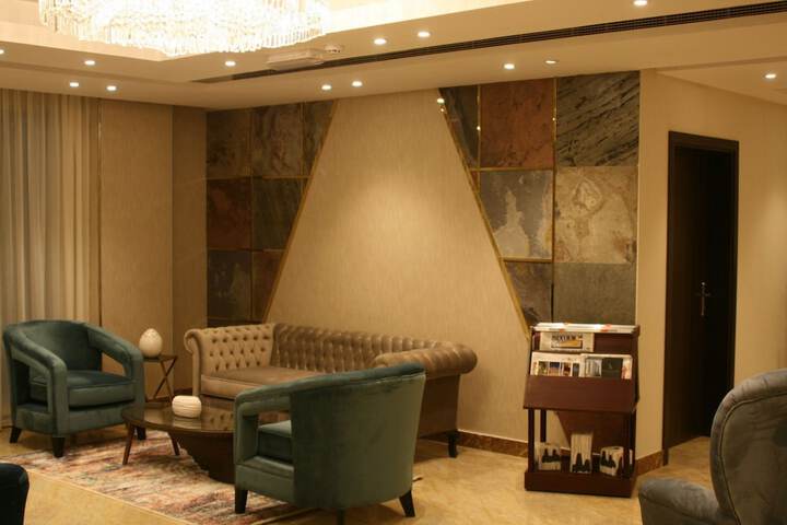 Hotel Interior 6 of 107