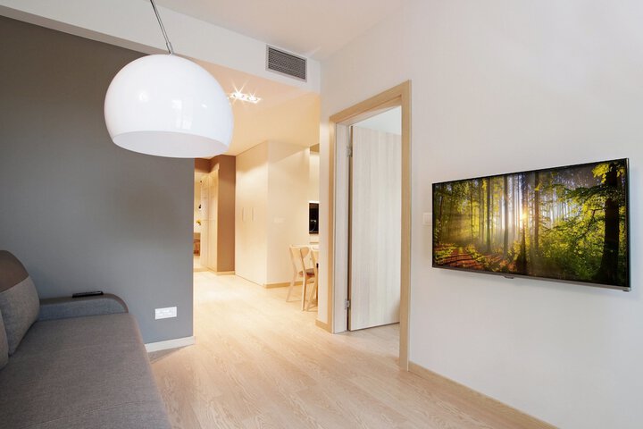 Room 15 of 60