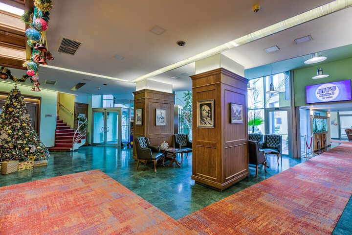 Lobby Entry