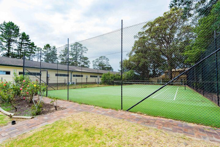 Tennis court