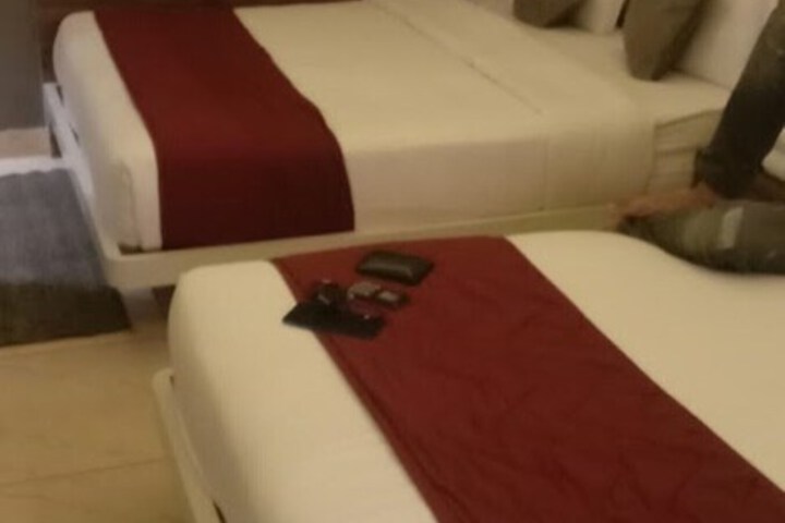 Room 9 of 23