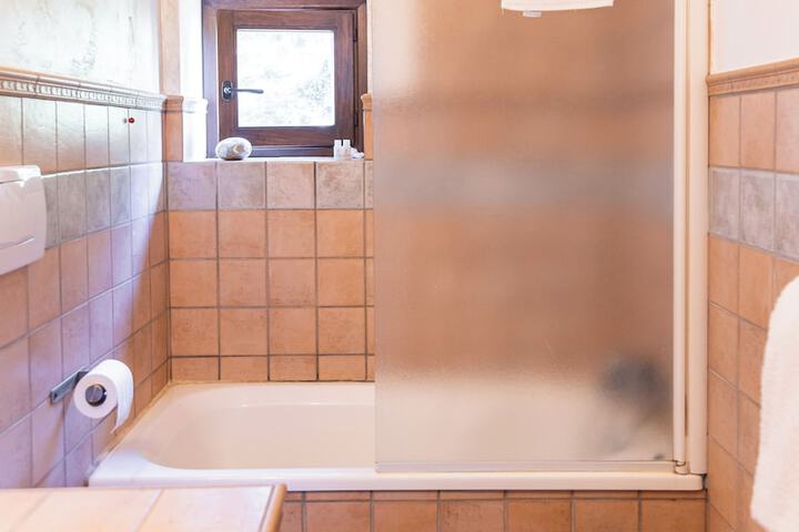 Bath Photo