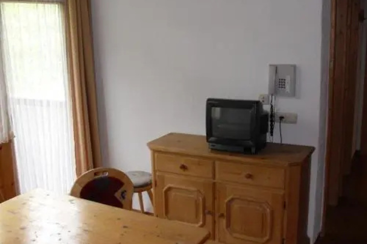Room 3 of 3