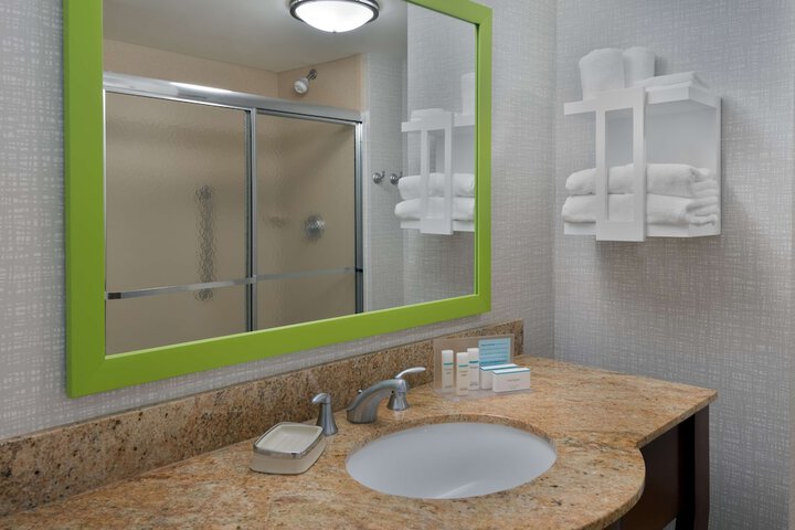 1 King Mobility Accessible with Tub (5 of 21)