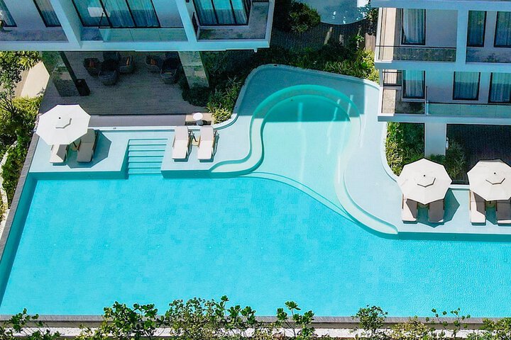 Pool 73 of 133