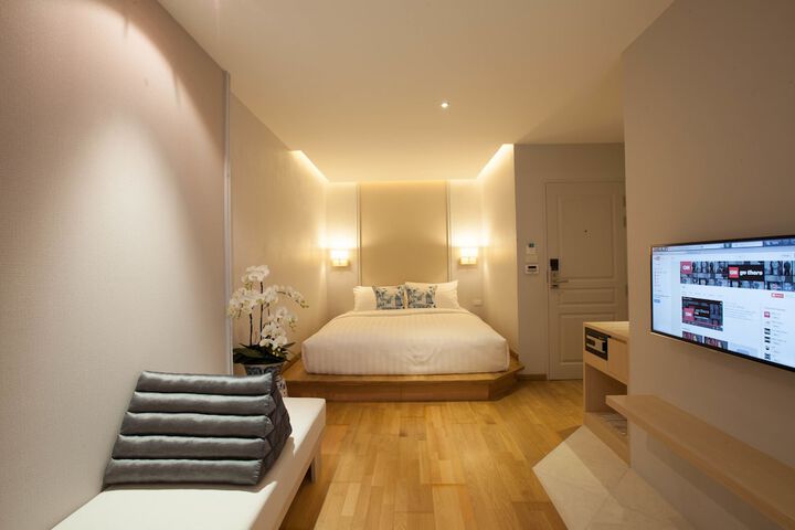 Room 10 of 54