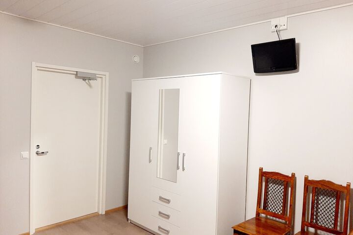 Room 17 of 37