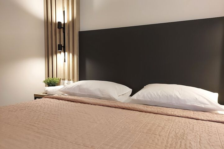 Room 2 of 13
