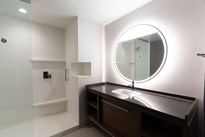 Bathroom shower