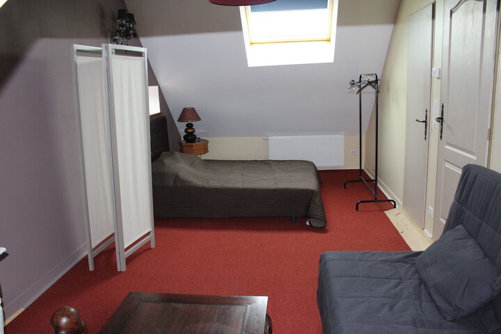 Room 6 of 38
