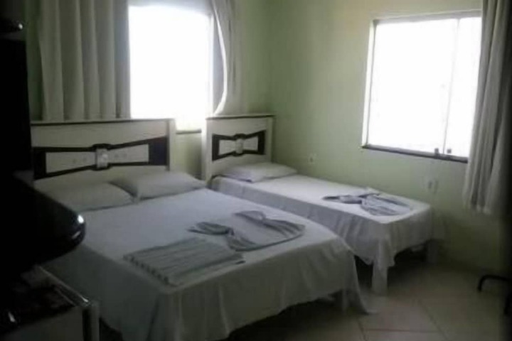 Room 13 of 30