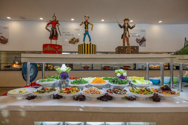 Dining 160 of 252