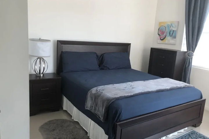 Room 2 of 20