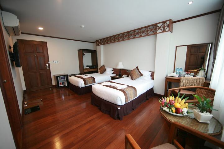Room 8 of 45