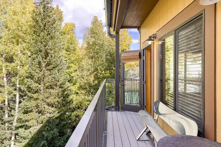 Terrace/Patio 6 of 17