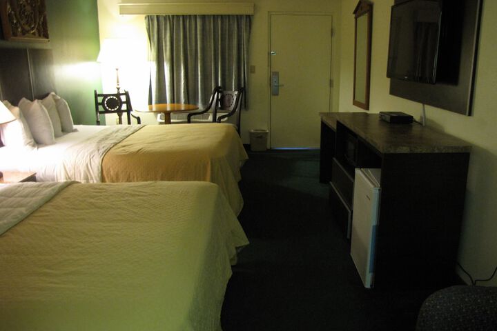 Room 15 of 26