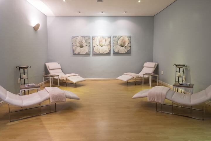 Room 40 of 75