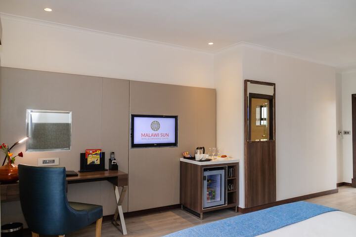 Room 7 of 30