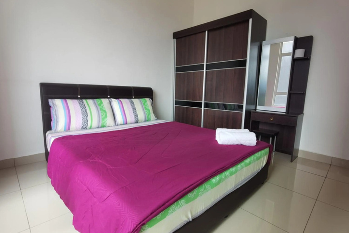 Room 5 of 22