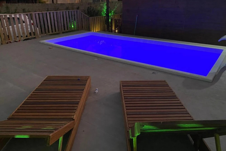 Pool 9 of 21