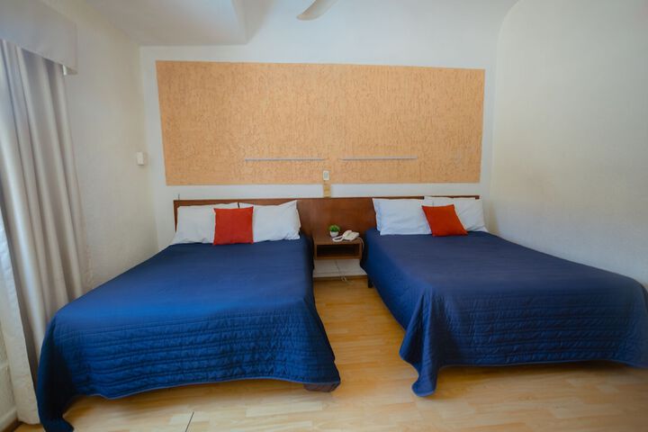 Room 10 of 45