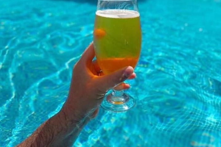 Pool 26 of 51