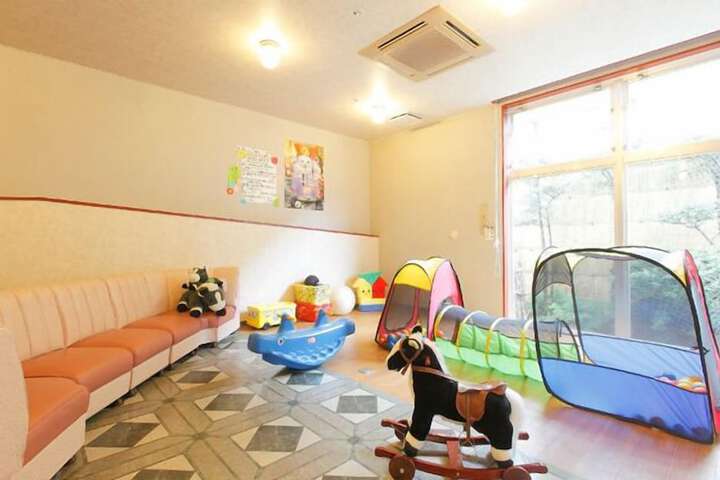 Children's theme room