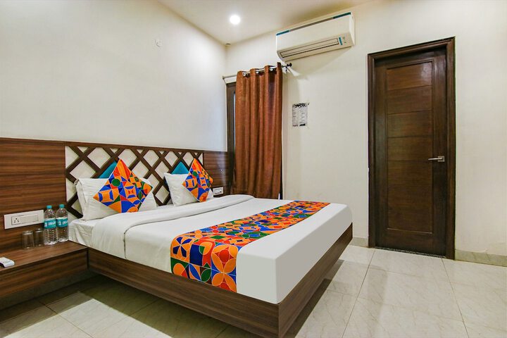 Room 35 of 40