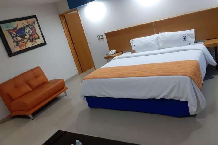 Room 5 of 39