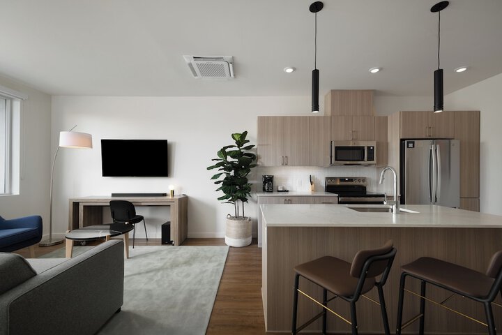 Room 32 of 58