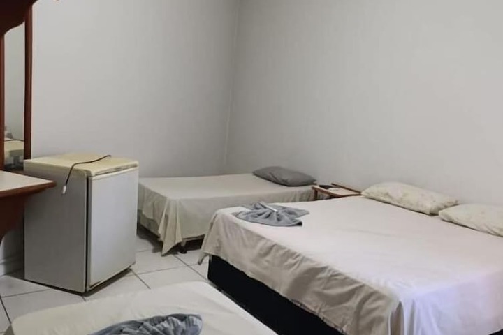 Room 22 of 34